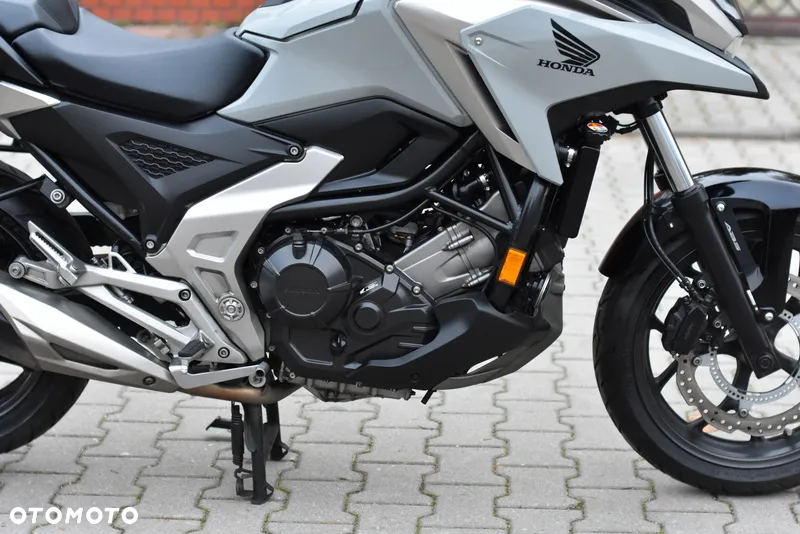 Honda NC - 8
