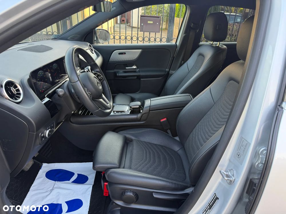 Mercedes-Benz GLA 200 Style - 10