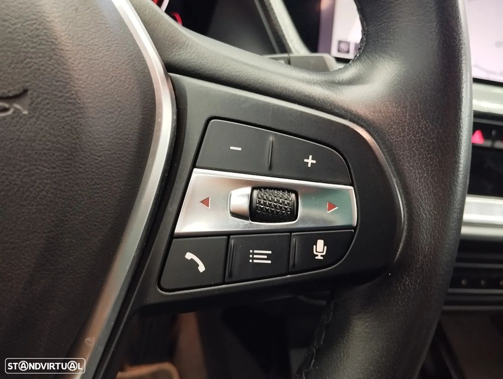 BMW 118 d Auto - 23
