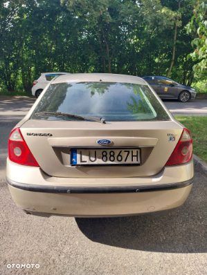 Ford Mondeo 2.0 TDDi Ghia - 3
