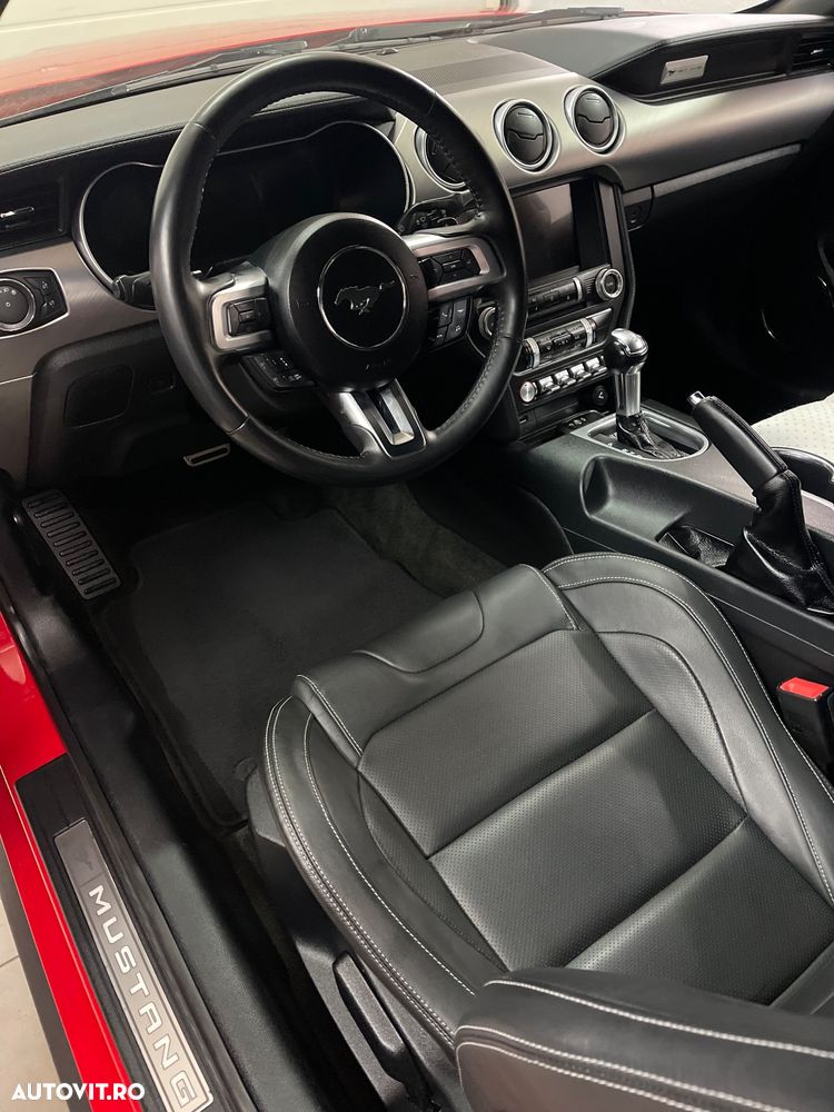 Ford Mustang 2.3 Eco Boost Aut. - 6