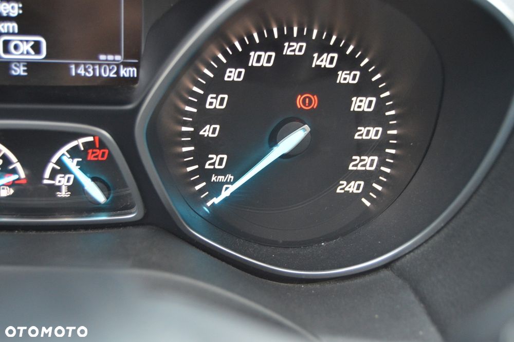 Ford Kuga 2.0 TDCi 2x4 Titanium - 13