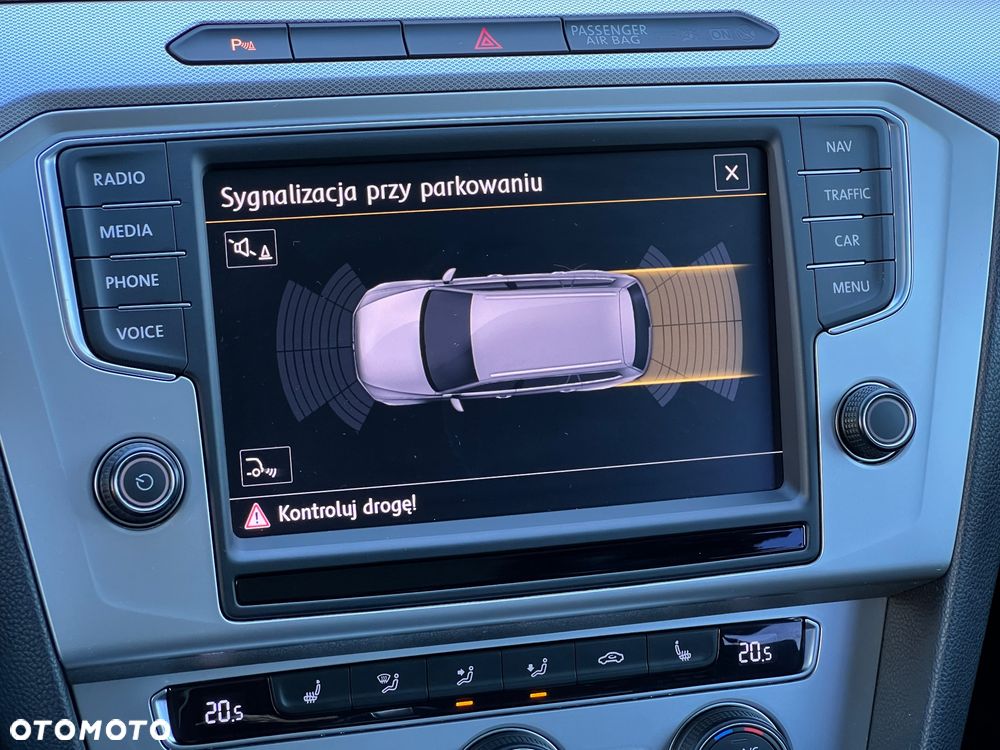 Volkswagen Passat 2.0 TDI BMT Highline DSG - 28