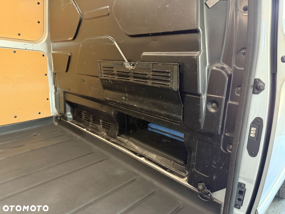 Ford Transit Custom - 19