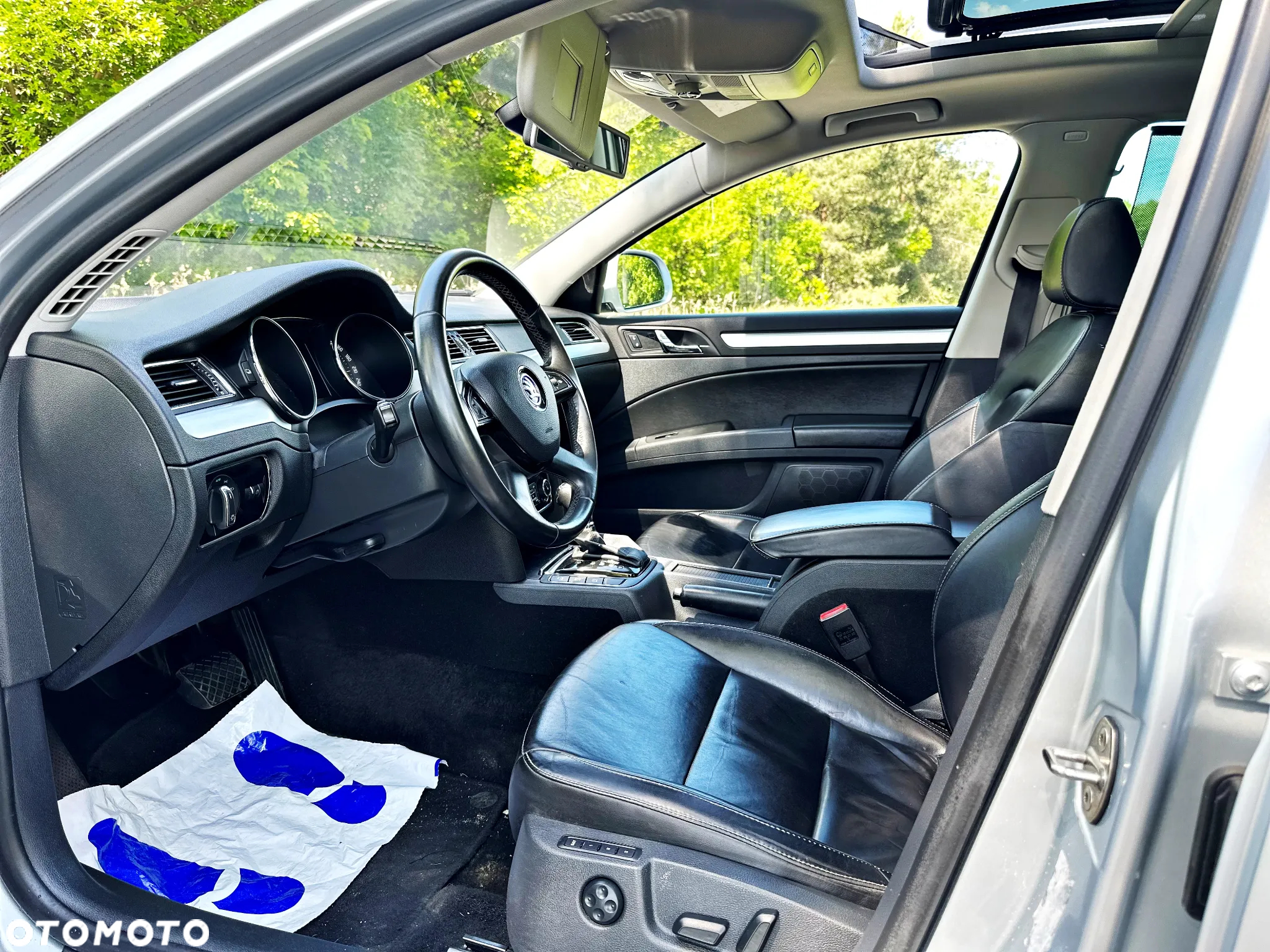 Skoda Superb 1.6 TDI Business DSG - 24