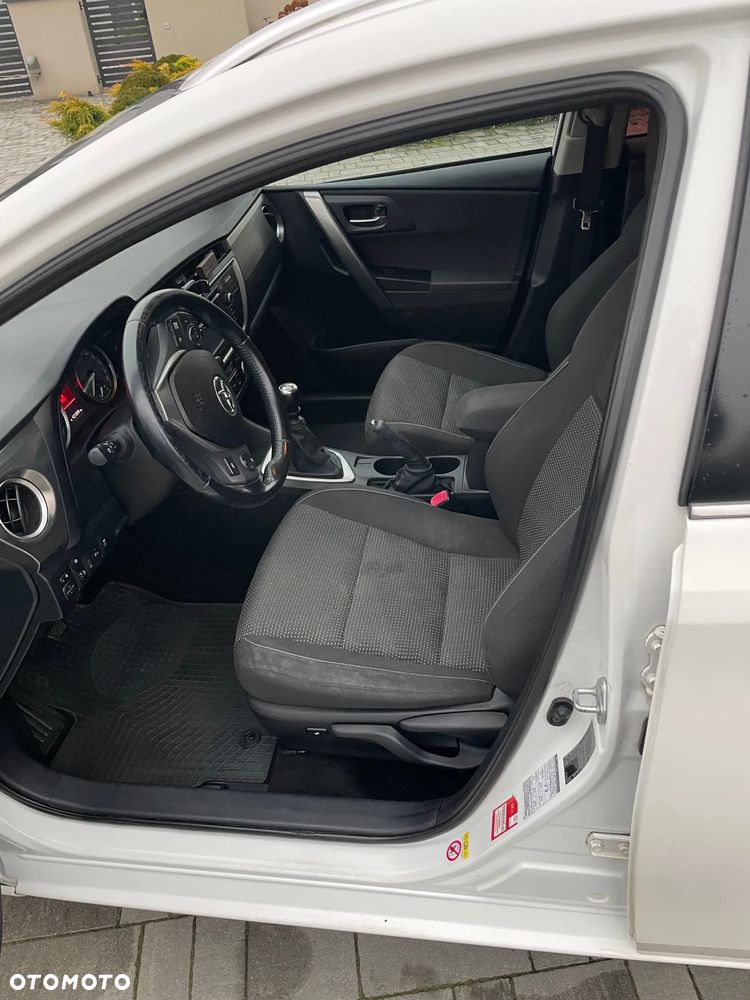 Toyota Auris - 6