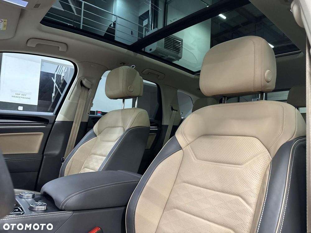 Volkswagen Touareg 3.0 V6 TDI SCR 4Mot Elegance - 11