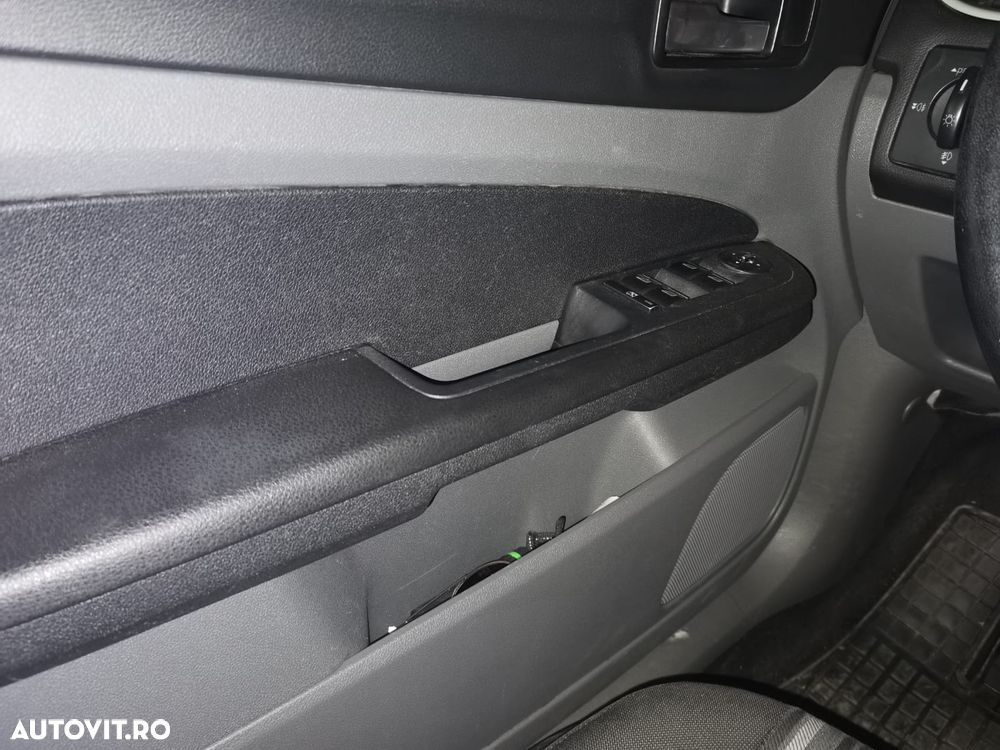 Ford Focus 1.6 TDCi Style - 11