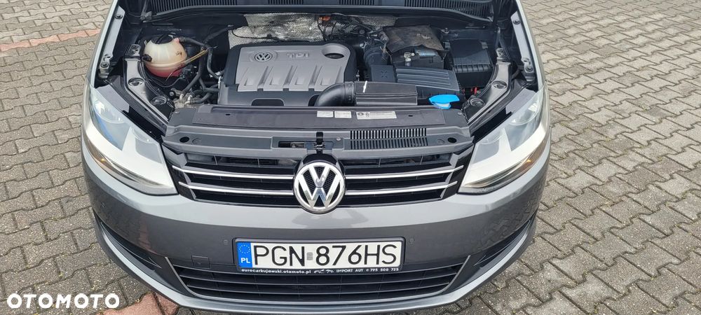 Volkswagen Sharan - 11