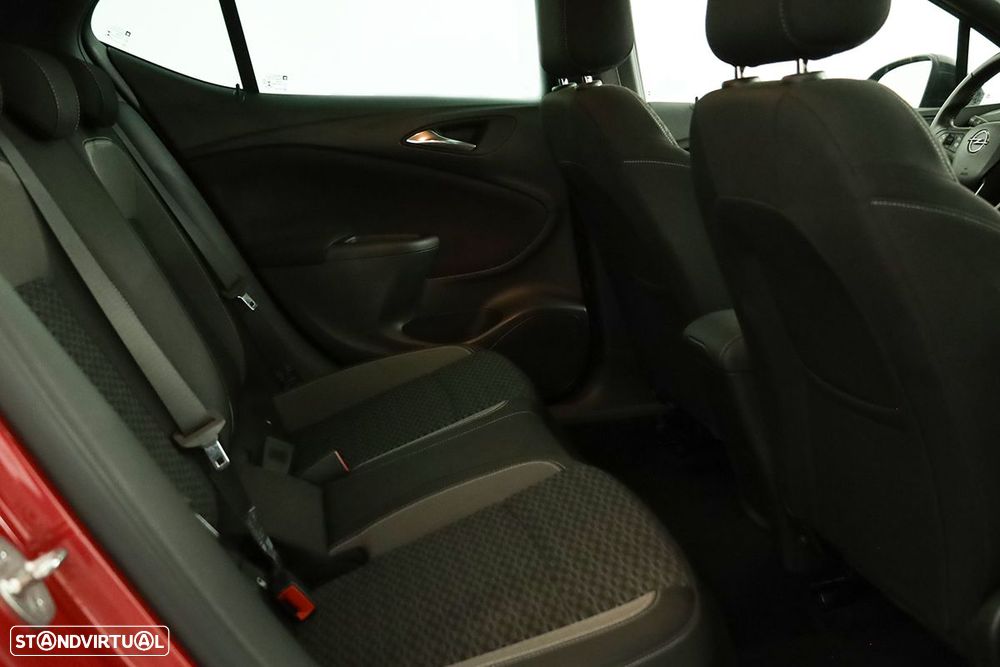 Opel Astra 1.2 T GS Line S/S - 22