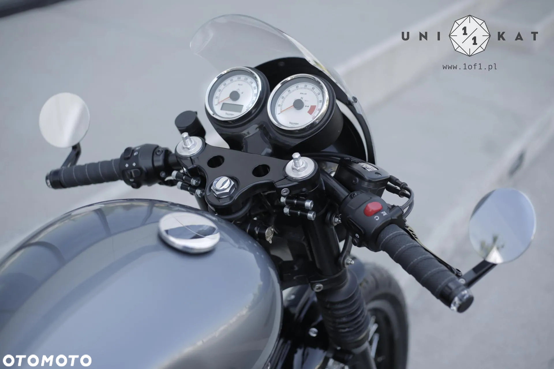 Triumph Thruxton - 6