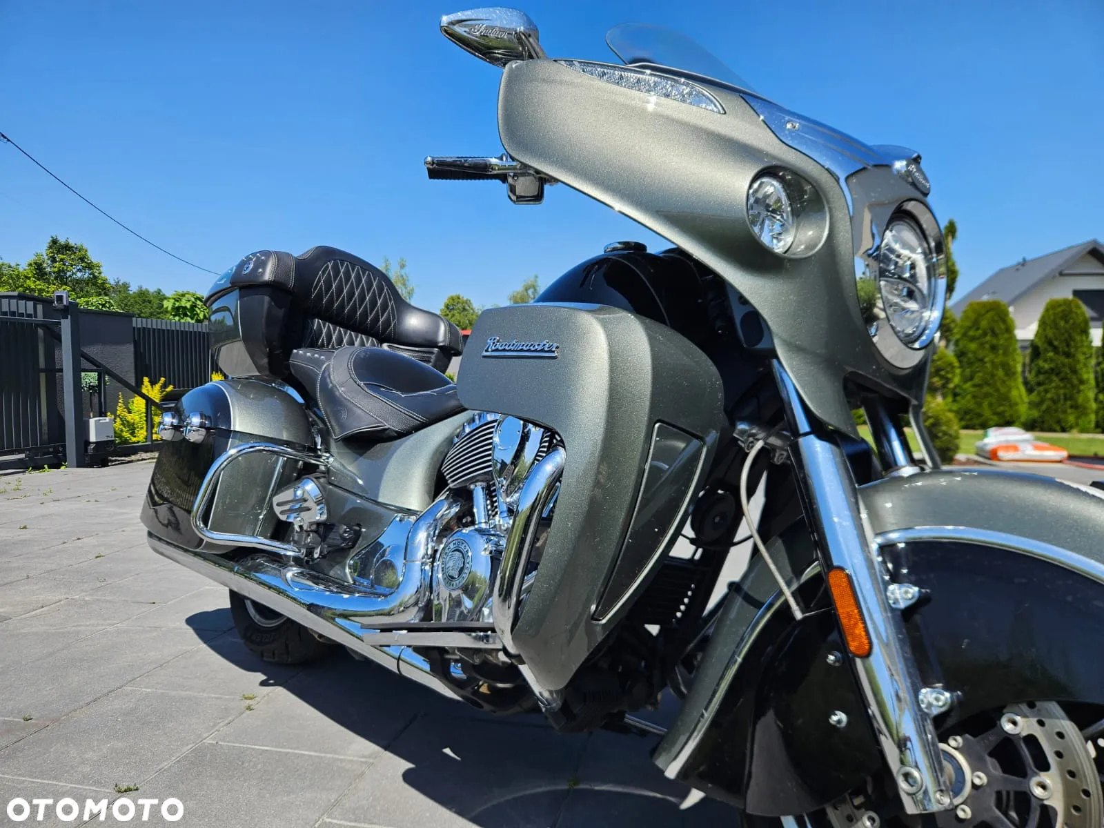 Indian Roadmaster - 8