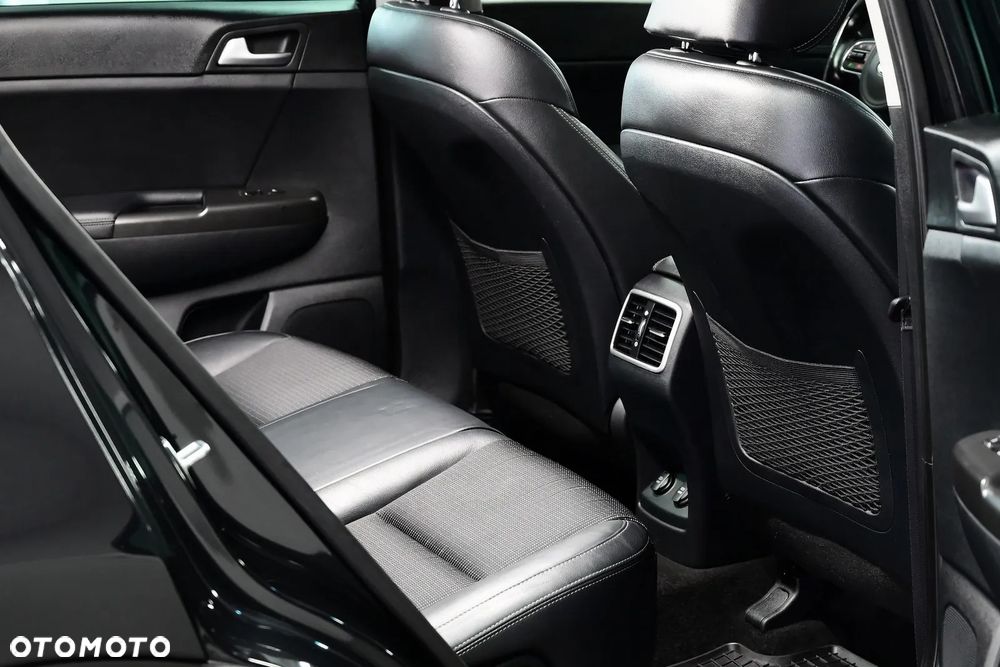 Kia Sportage 1.7 CRDI Business Line L 2WD - 11