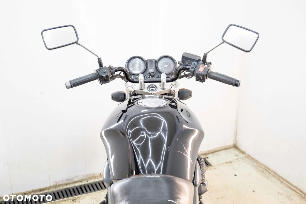 Honda CBF - 23