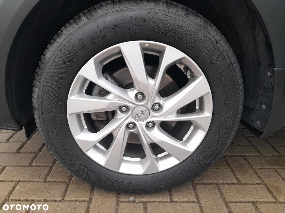 Hyundai Tucson 1.6 GDI BlueDrive Comfort 2WD - 18