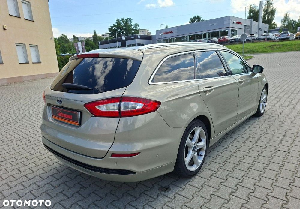 Ford Mondeo - 8