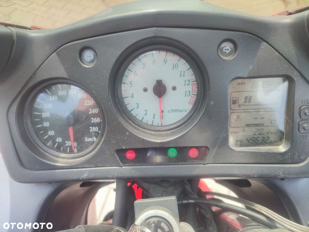 Honda VFR - 5