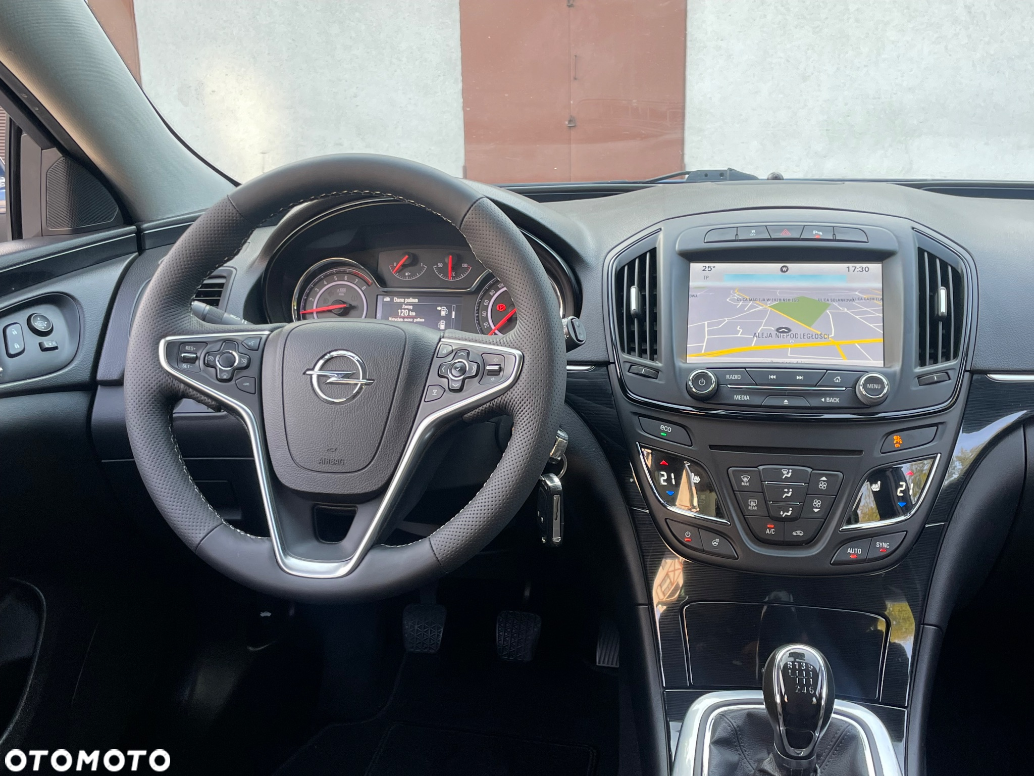 Opel Insignia 1.4 Turbo Sports Tourer ecoFLEXStart/Stop Business Innovation - 25