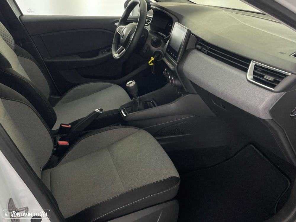 Renault Clio 1.0 TCe Evolution Bi-Fuel - 22