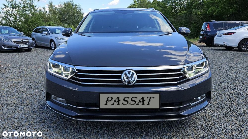 Volkswagen Passat Variant 2.0 TDI SCR DSG Highline - 10