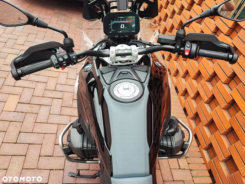 BMW R - 16
