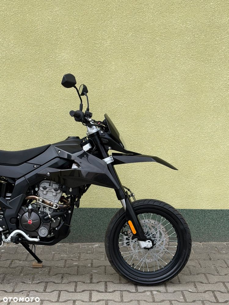Aprilia SX - 6