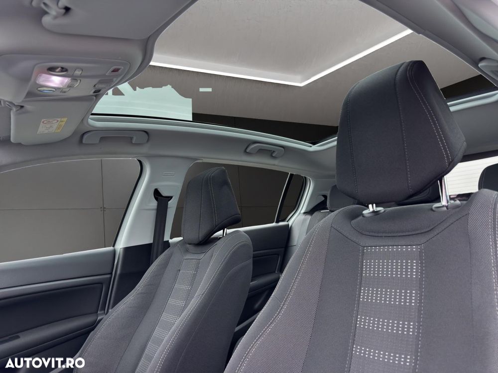 Peugeot 308 - 5