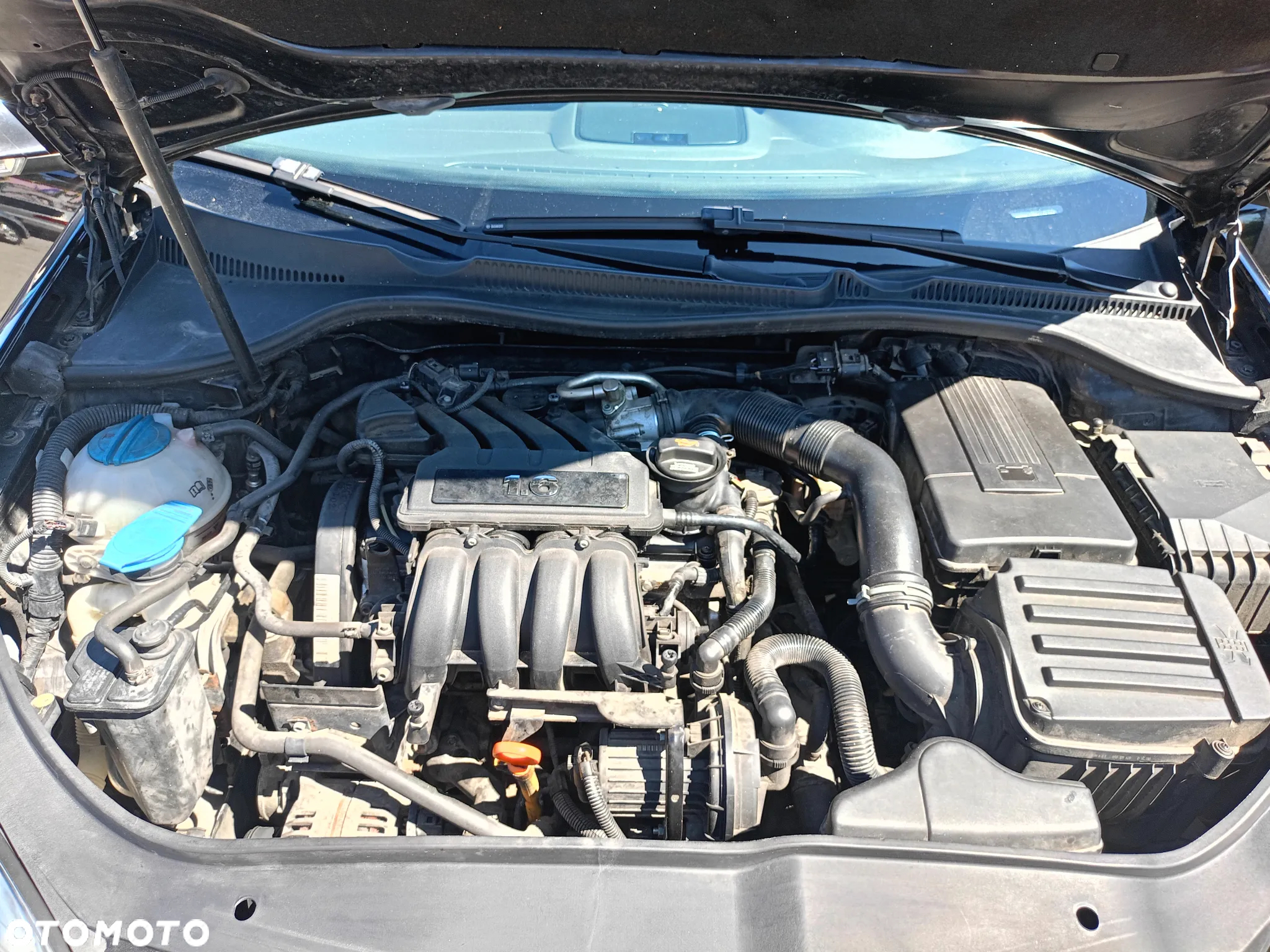 Volkswagen Golf 1.6 Comfortline - 18