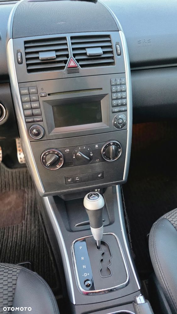 Mercedes-Benz Klasa A 180 CDI Autotronic Avantgarde - 12