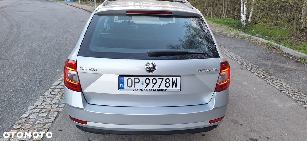 Skoda Octavia 1.6 TDI SCR Active - 4