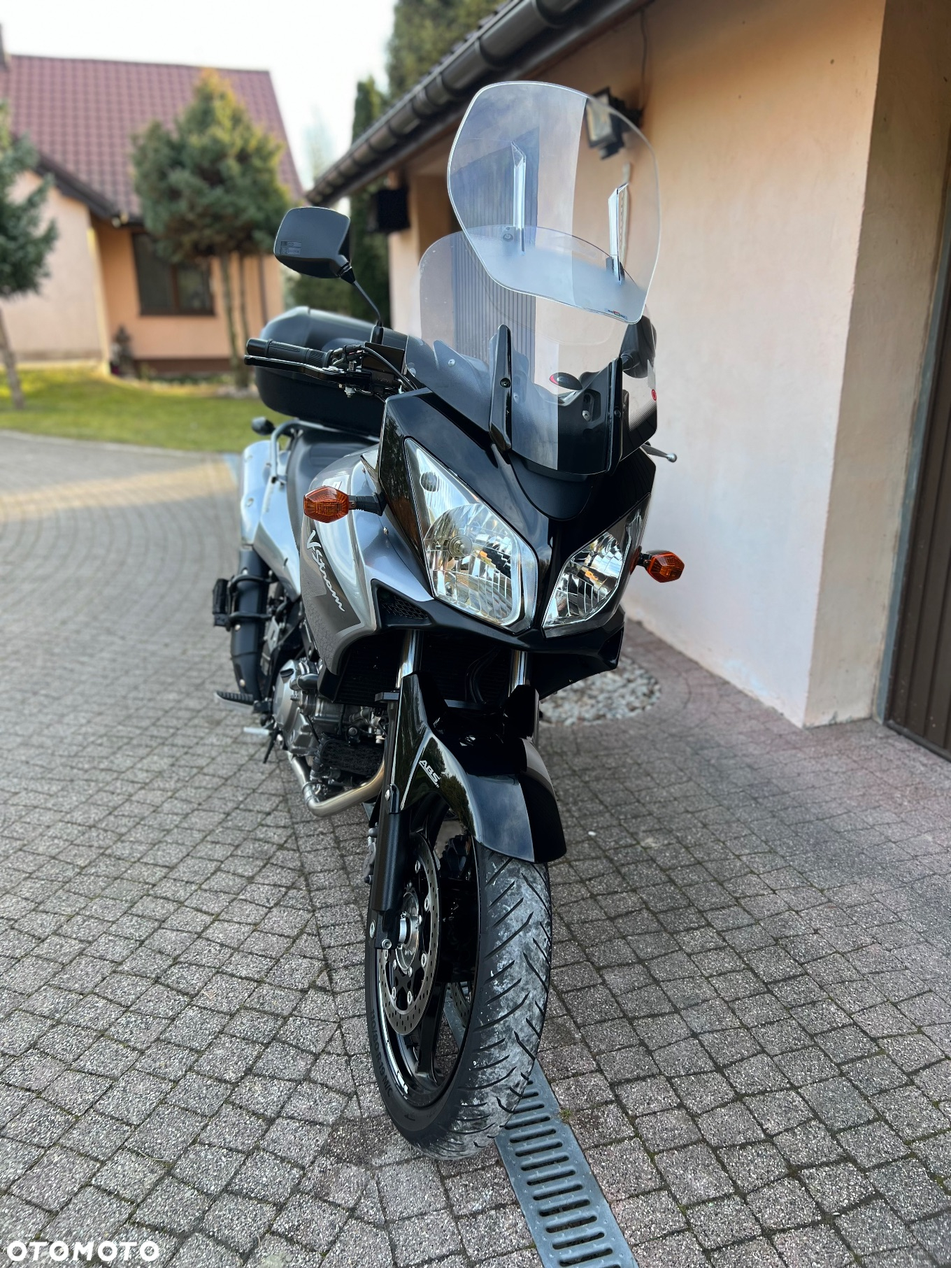 Suzuki DL - 2