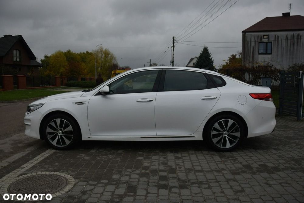 Kia Optima - 15