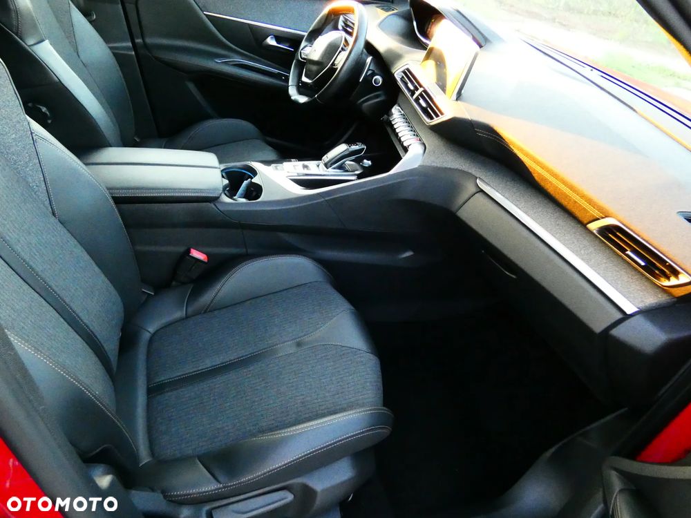 Peugeot 3008 - 18