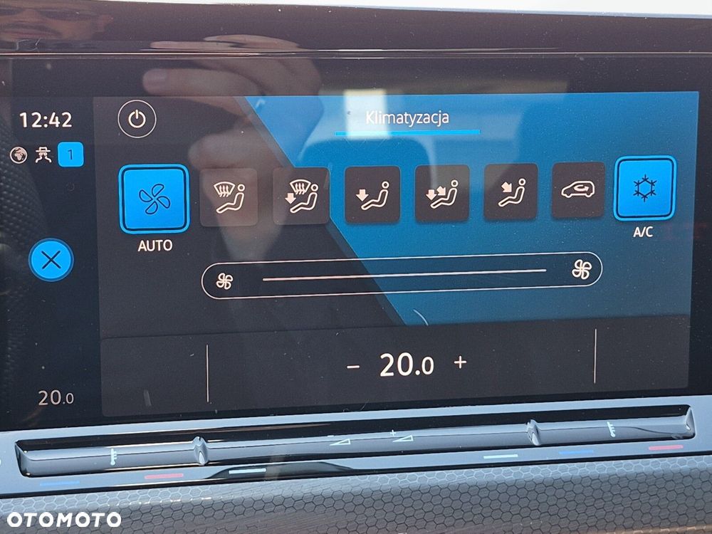 Volkswagen Golf - 21