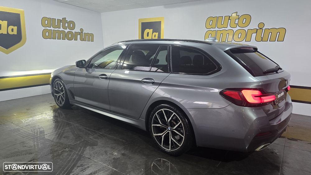 BMW 520 d Pack Desportivo M Auto - 11