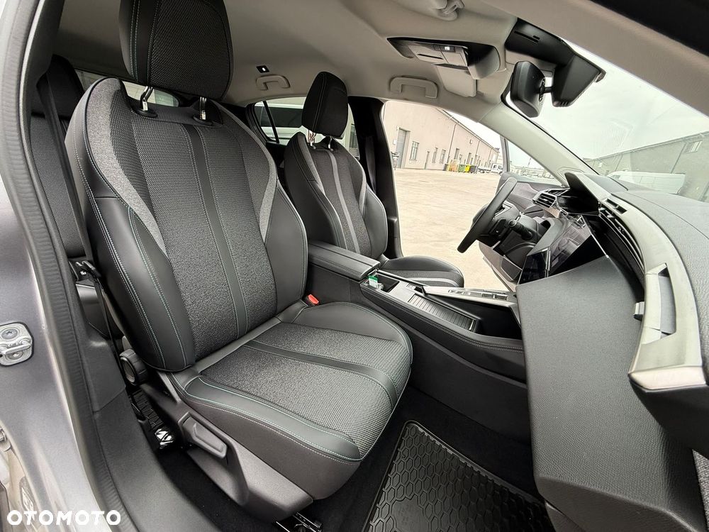 Peugeot 308 1.2 PureTech Allure Pack S&S EAT8 - 22