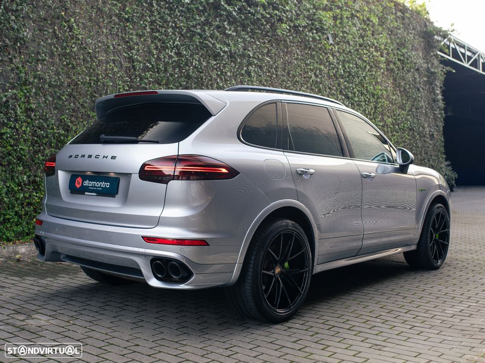 Porsche Cayenne S E-Hybrid Platinum Edition - 13