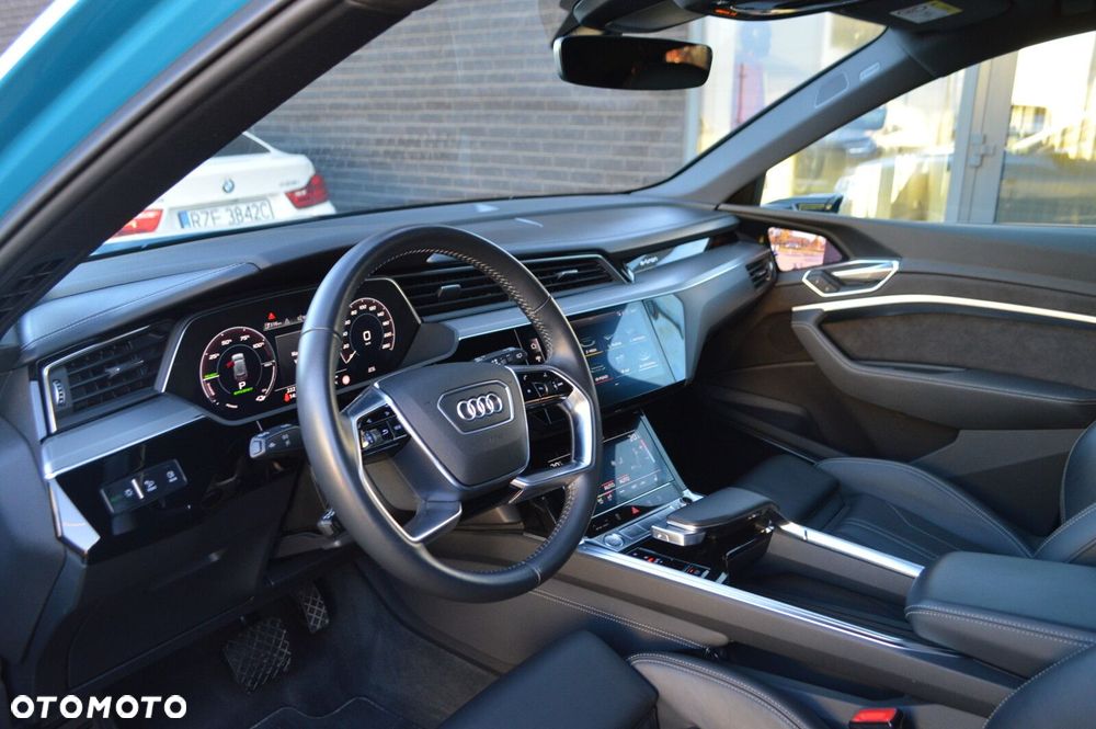 Audi e-tron - 6