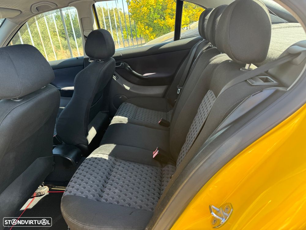 SEAT Leon 1.9 TDI Sport - 9