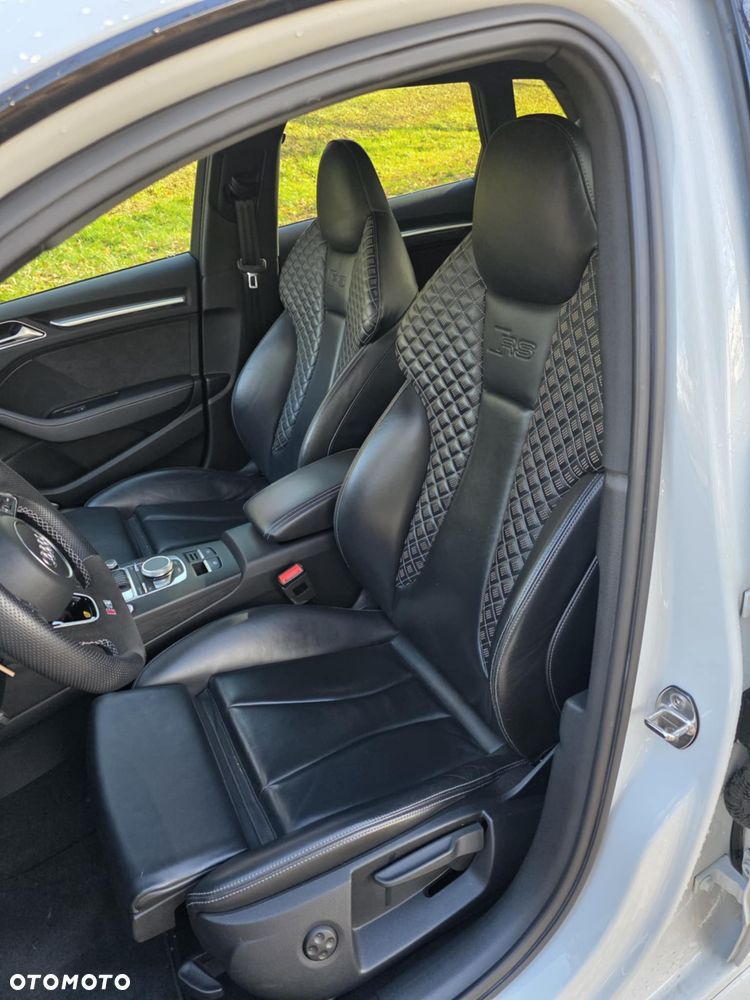 Audi RS3 Sportback 2.5 TFSI Quattro S tronic - 16