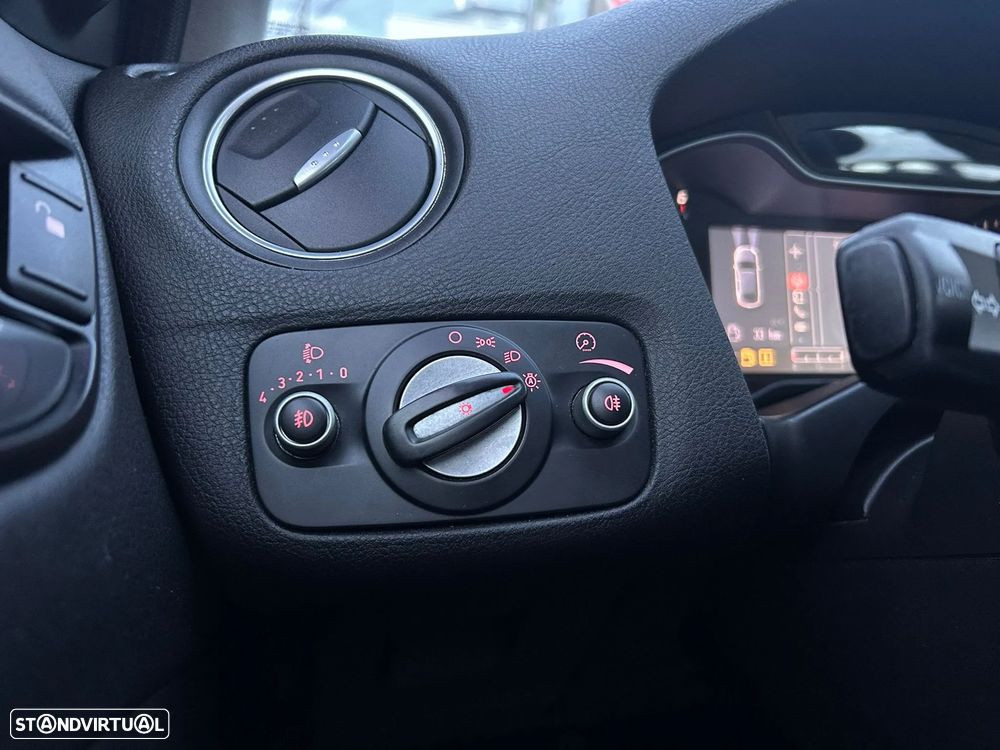 Ford Mondeo SW 1.8 TDCi Titanium - 10