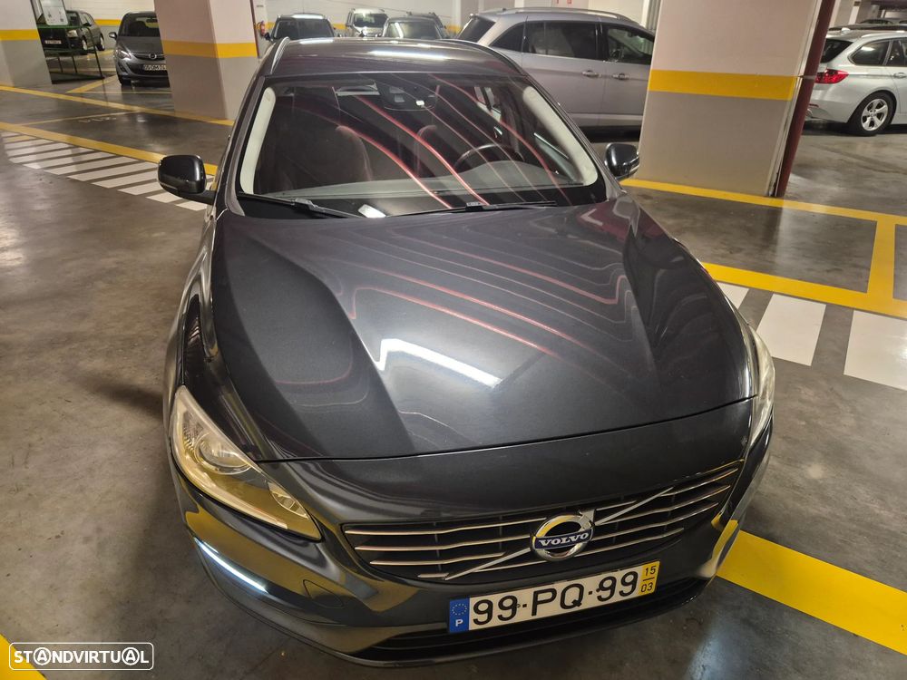 Volvo V60 1.6 D2 Momentum Eco - 6