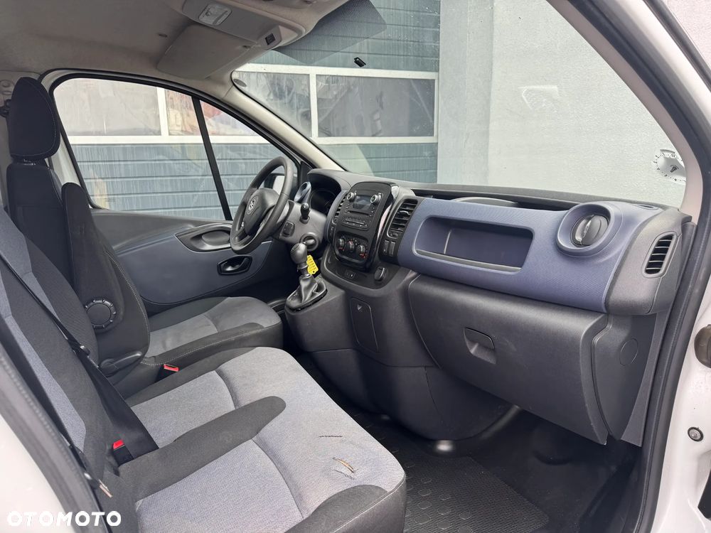 Opel Vivaro - 16