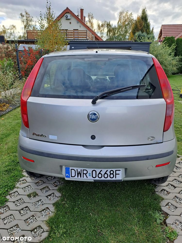 Fiat Punto 2004 photo 4
