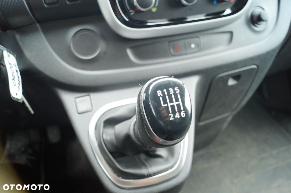 Renault Trafic - 24