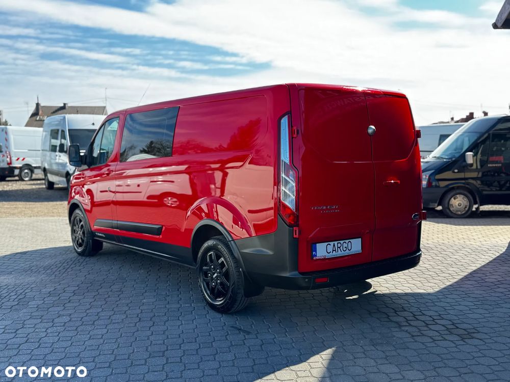 Ford CUSTOM - 5