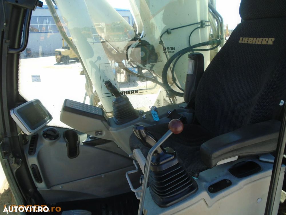 Liebherr R916 LC - 10