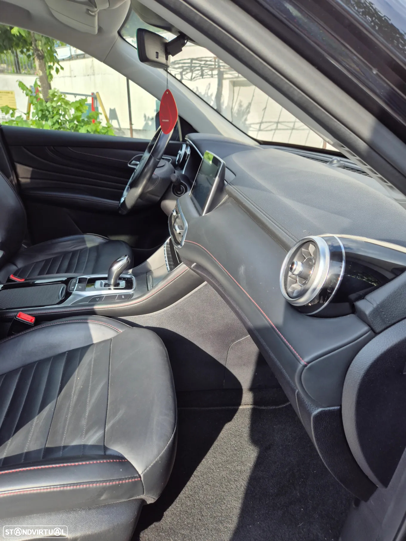 MG EHS 1.5 T-GDI Plug-in Hybrid Luxury - 18
