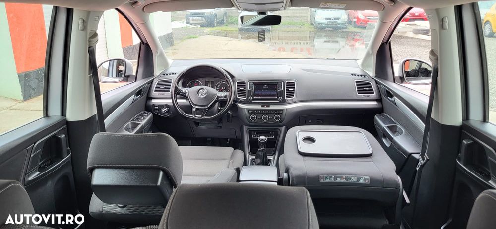 Volkswagen Sharan - 29