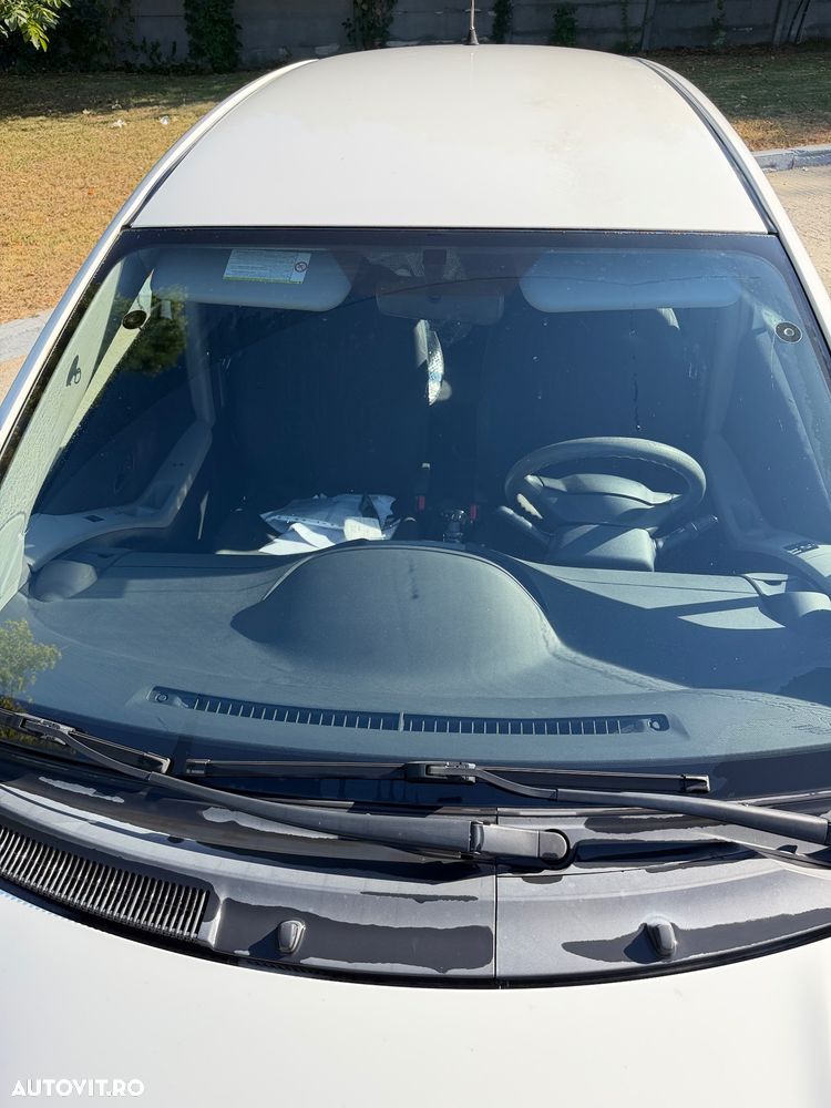 Toyota Yaris 1.0 VVT-i Terra - 10